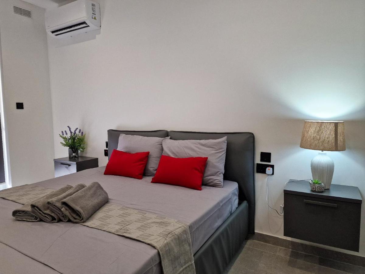 Barbara - Luxury Qawra Apartament *