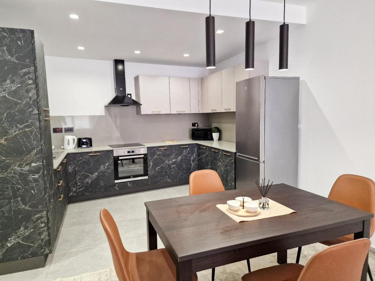 Barbara - Luxury Qawra Apartament St Paul's Bay